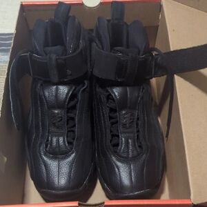Black Athletic Shoes with High Ankle Support and Chunky Design